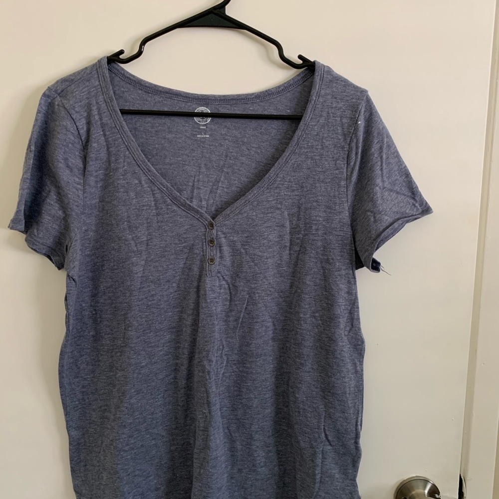 SO V-Neck